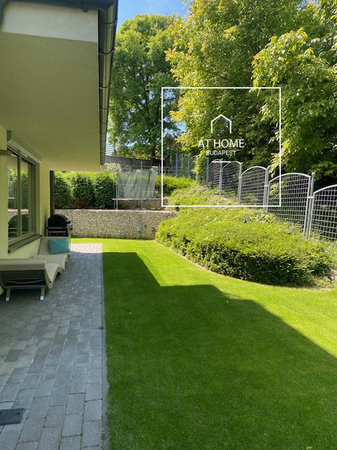 Three-bedroom Apartment with Terrace and Garden Access for Rent in Széphalom, District II