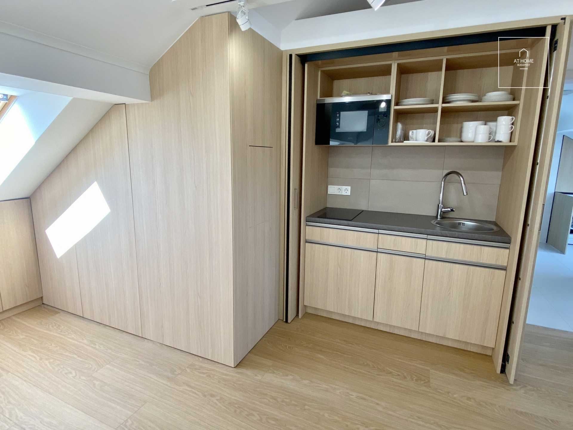 Newly-built Penthouse Apartment for Rent in Városmajor, District XII