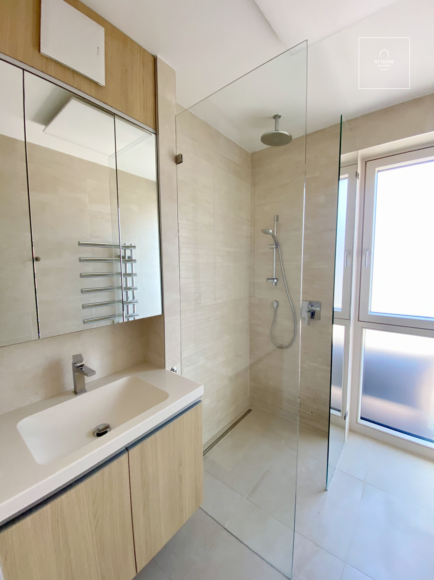 Newly-built Penthouse Apartment for Rent in Városmajor, District XII