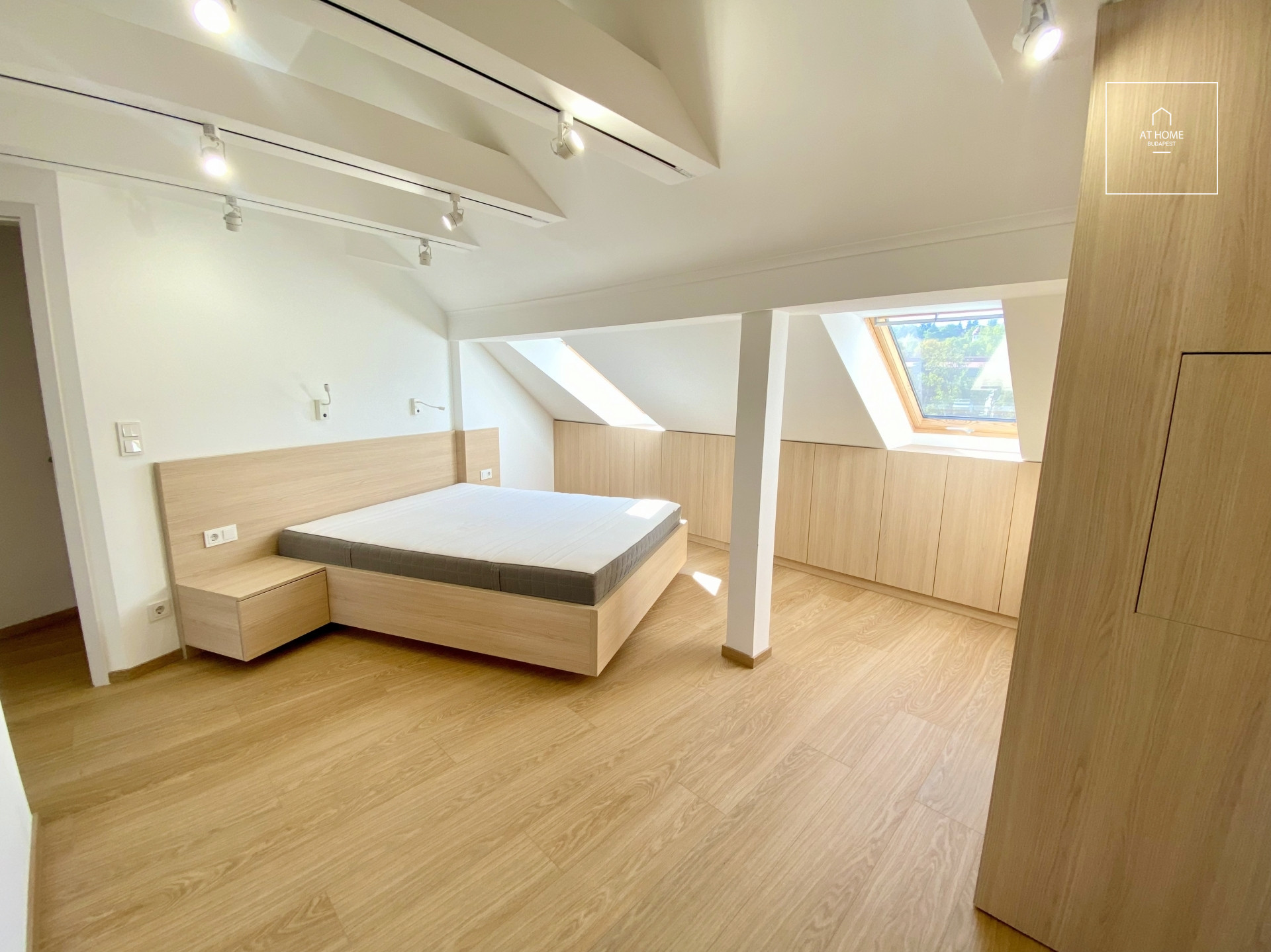 Newly-built Penthouse Apartment for Rent in Városmajor, District XII