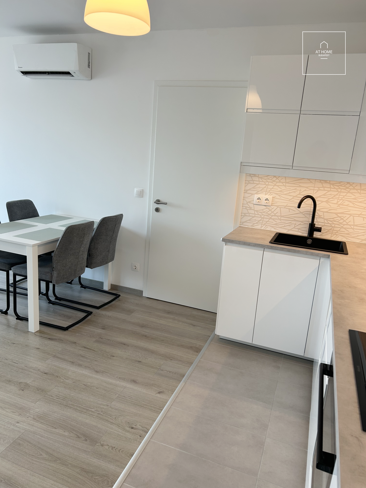 Modern, Newly Built 2-Bedroom Southeast-Facing Apartment for sale in District 13, Budapest