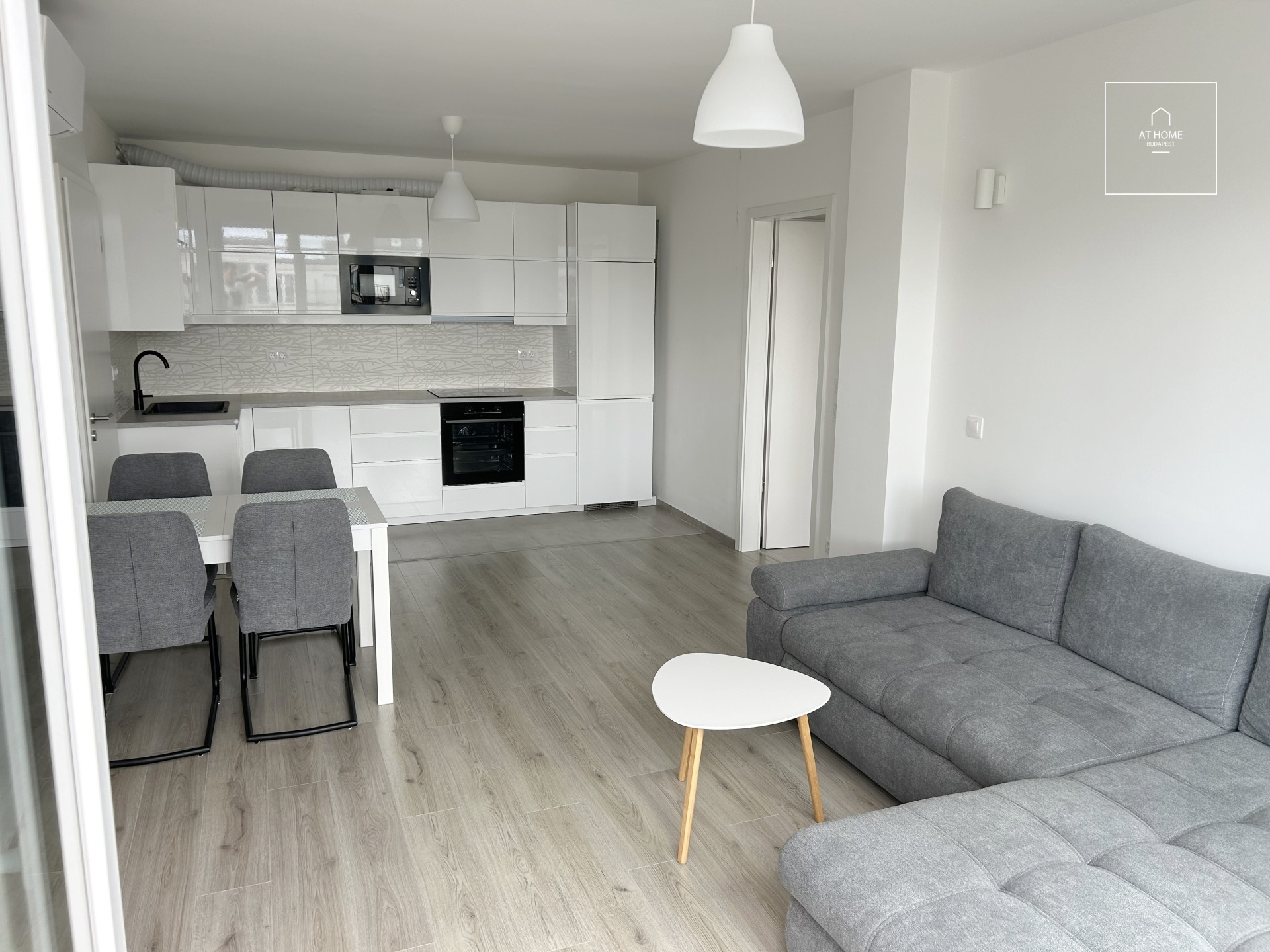 Modern, Newly Built 2-Bedroom Southeast-Facing Apartment for sale in District 13, Budapest