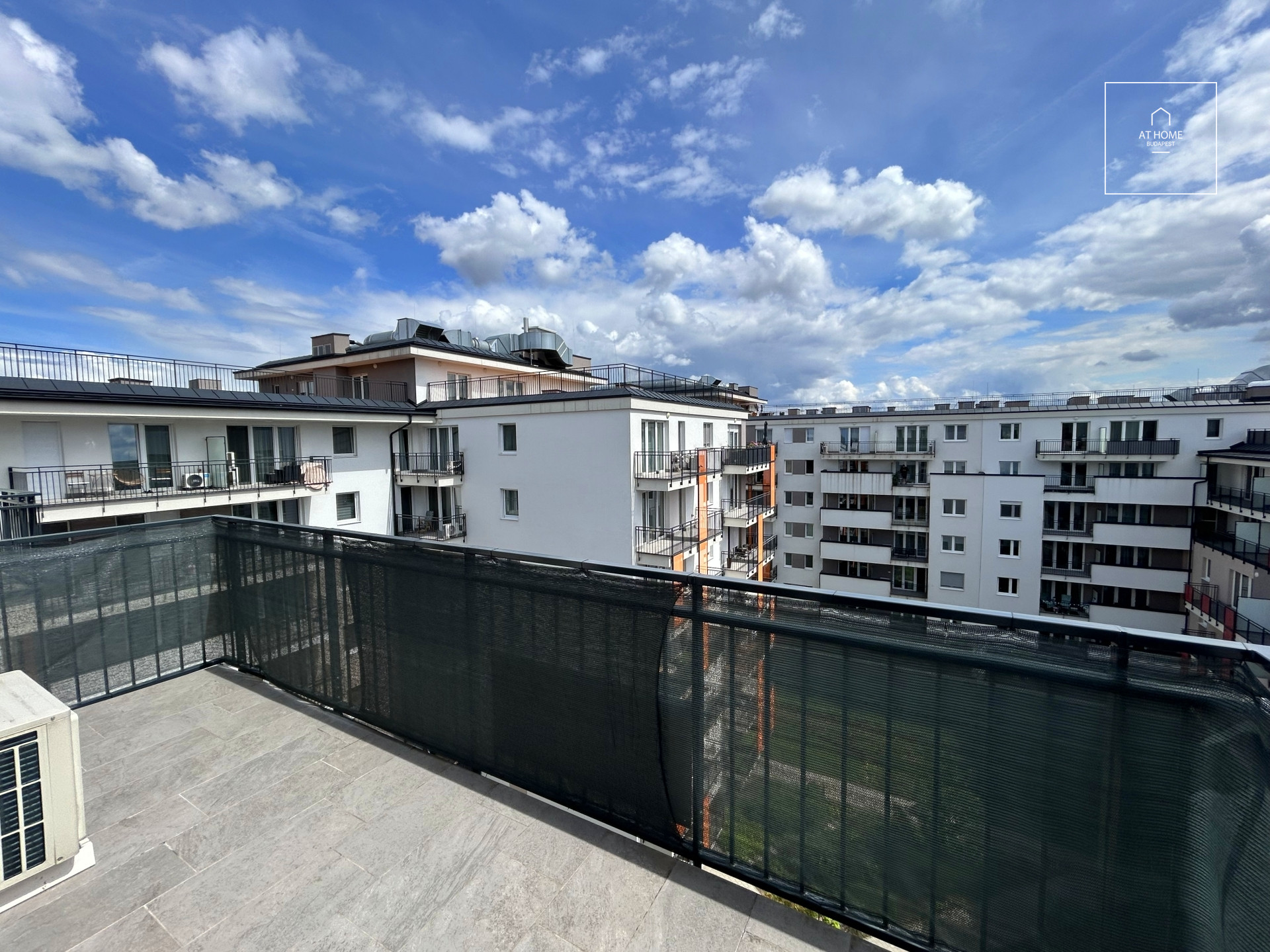 Modern, Newly Built 2-Bedroom Southeast-Facing Apartment for sale in District 13, Budapest