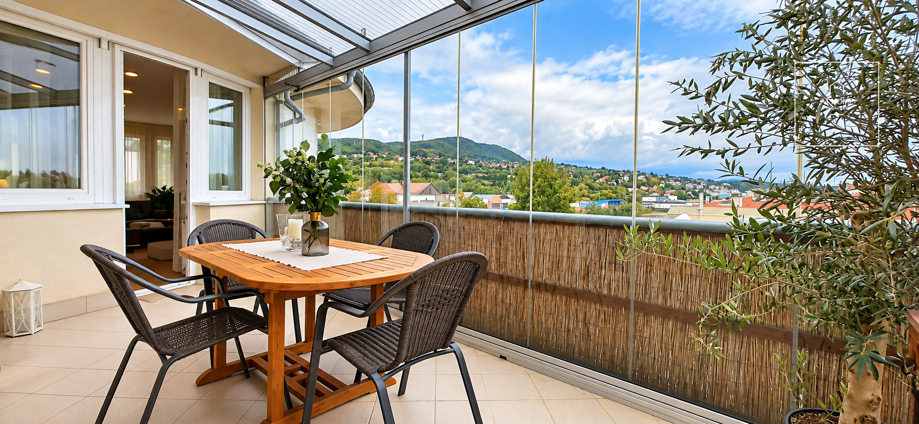 Penthouse Apartment with Panorama for Rent in Remetehegy, District III