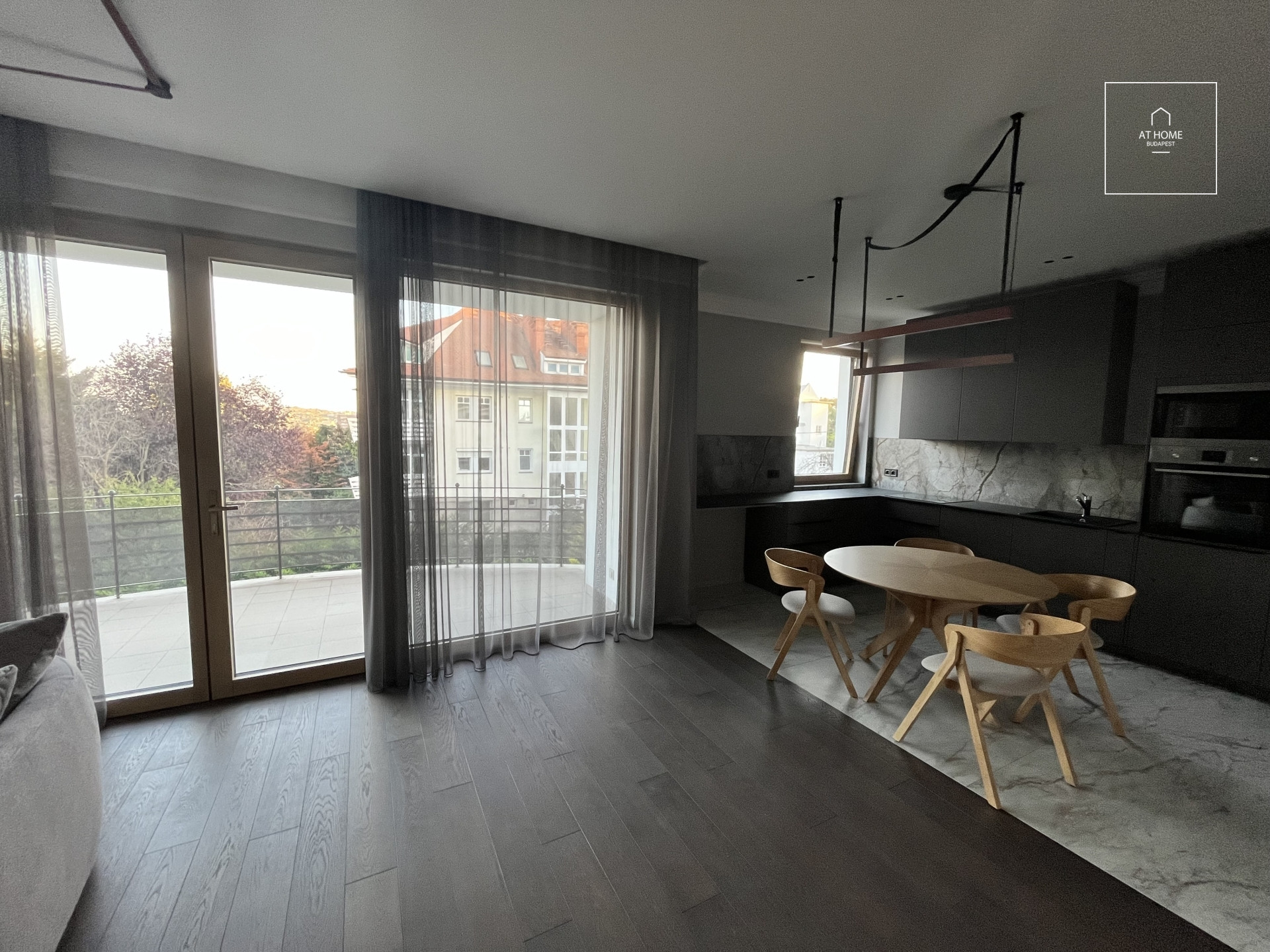 Newly-built Luxury Apartment for Rent in District XII