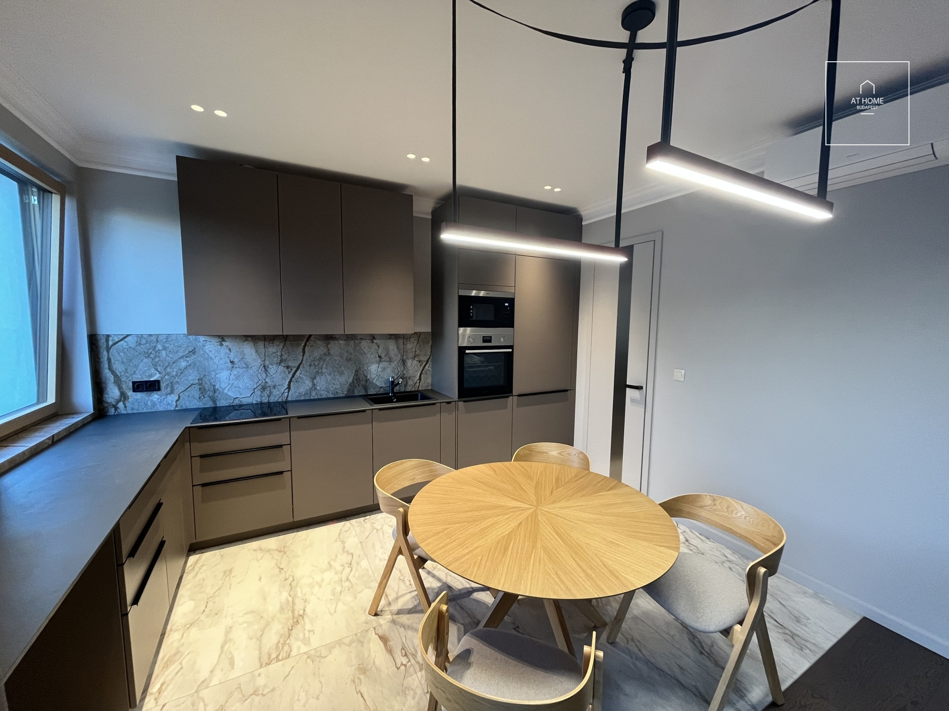 Newly-built Luxury Apartment for Rent in District XII