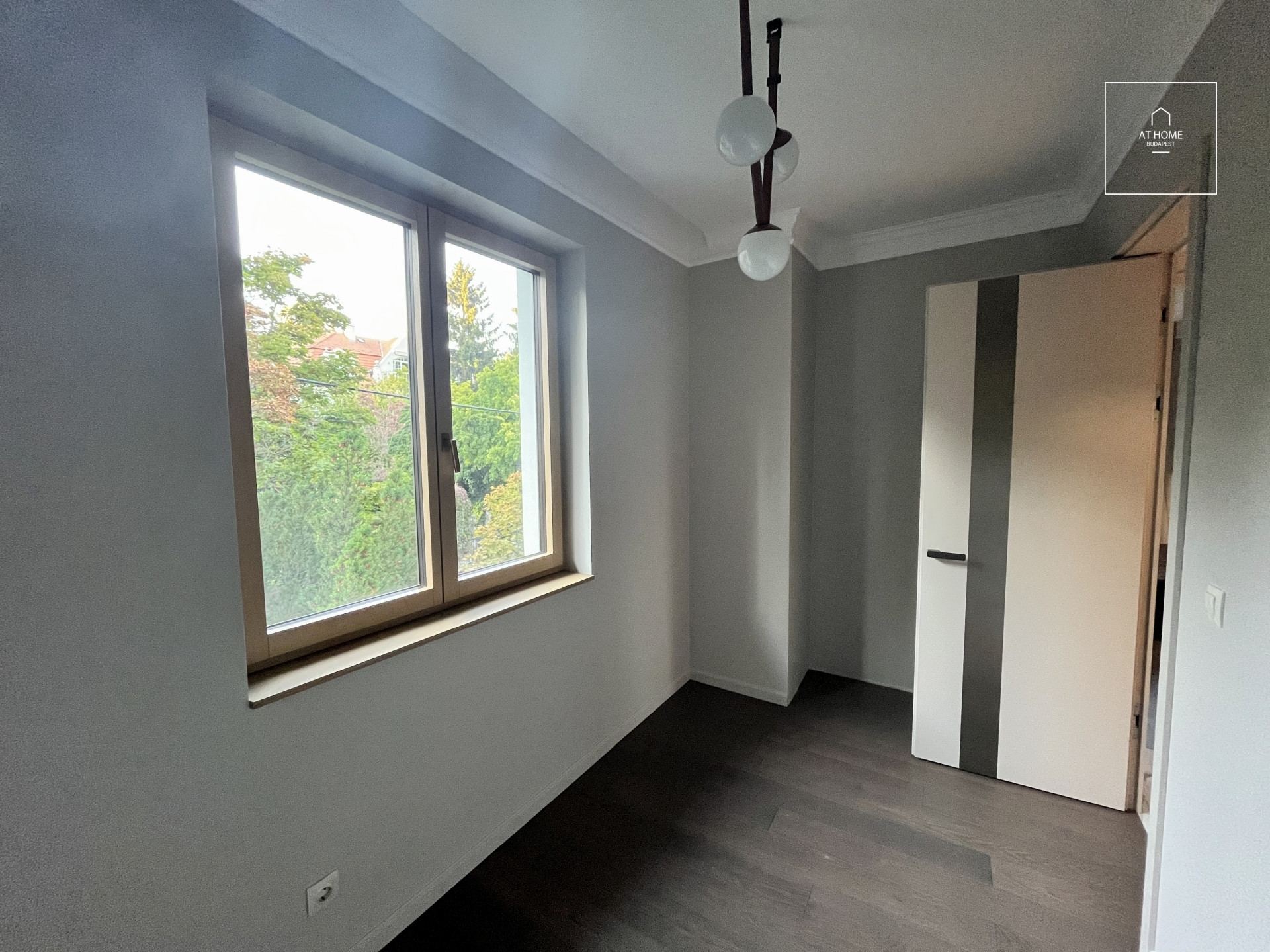 Newly-built Luxury Apartment for Rent in District XII
