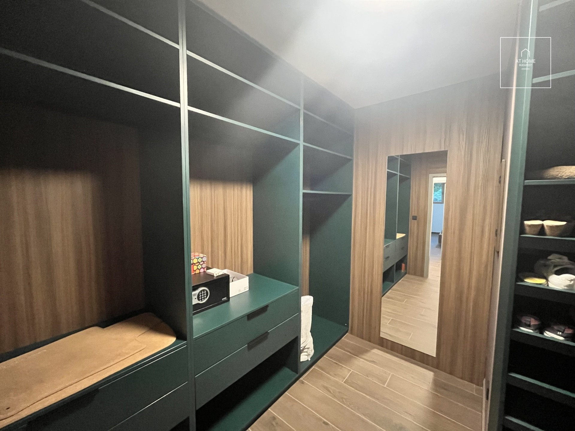 Newly-built Luxury Apartment for Rent in District XII