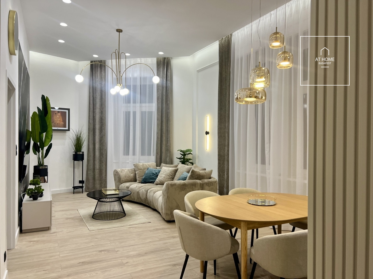 Fully furnished 112 sqm luxury apartment with 2 bedrooms in the City Center