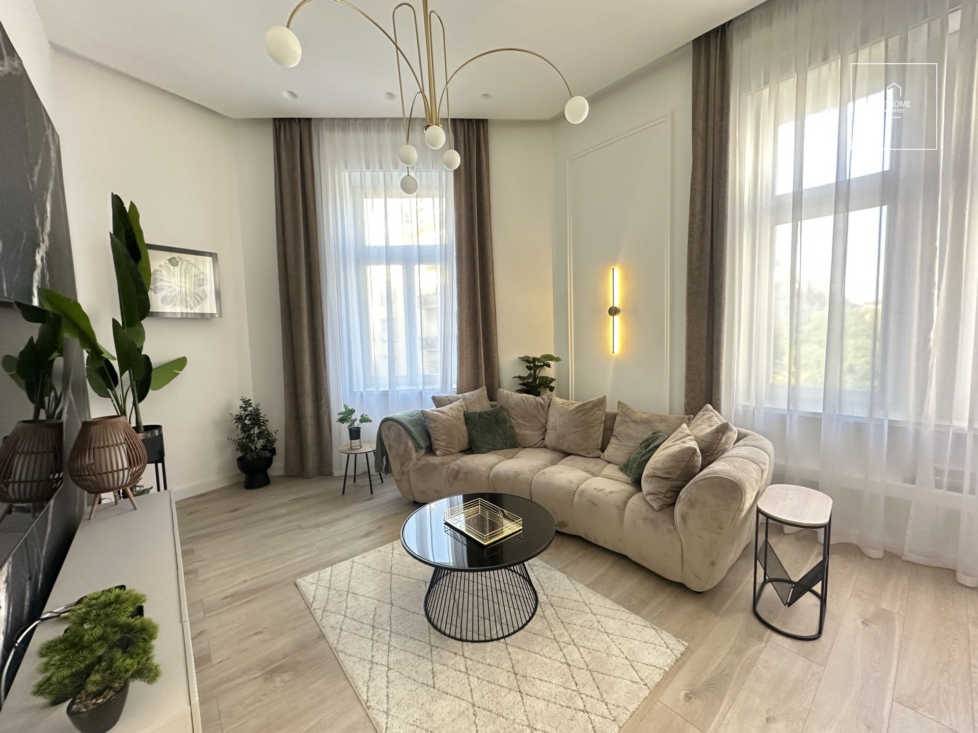 Fully furnished 112 sqm luxury apartment with 2 bedrooms in the City Center