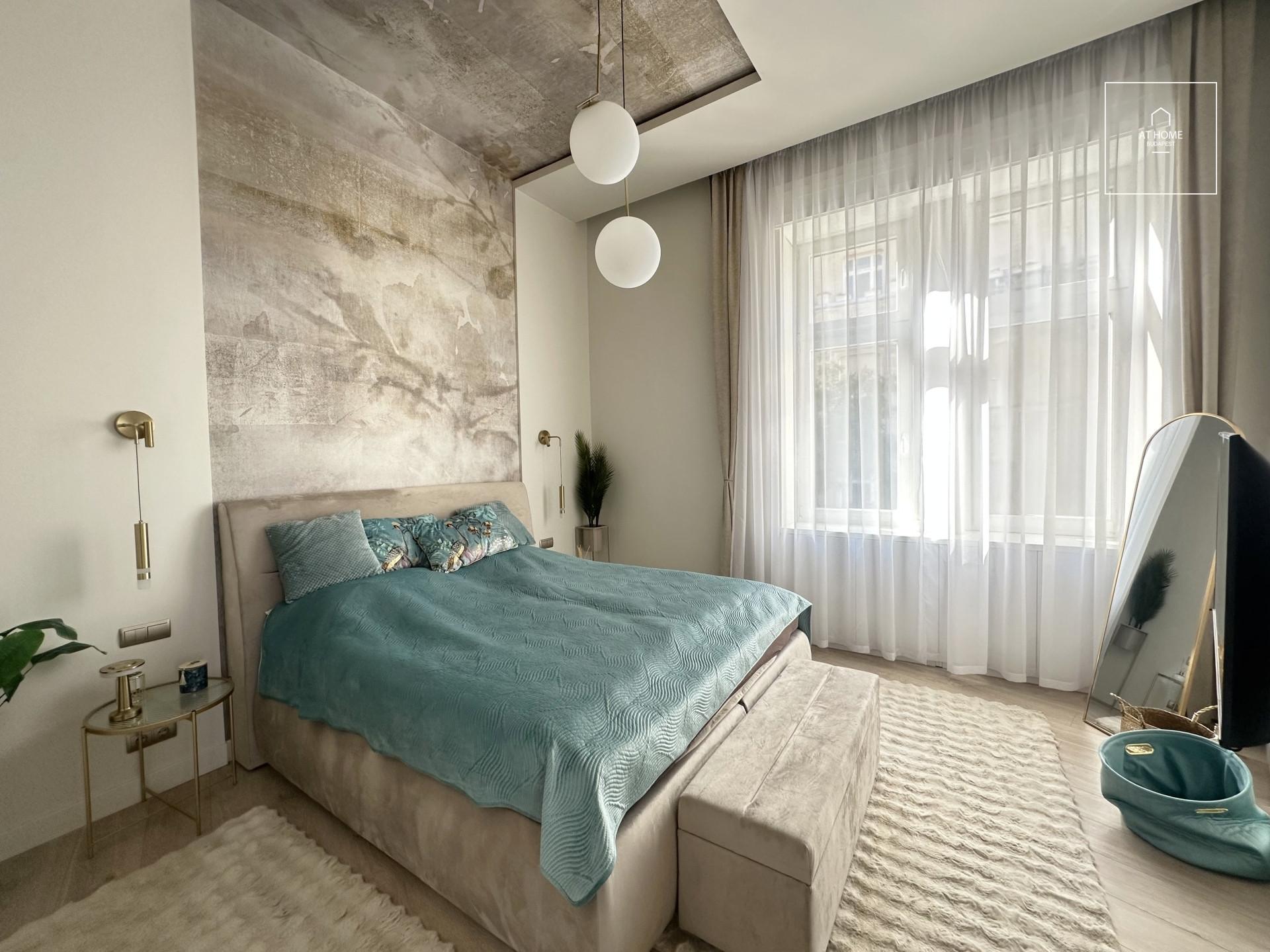 Fully furnished 112 sqm luxury apartment with 2 bedrooms in the City Center