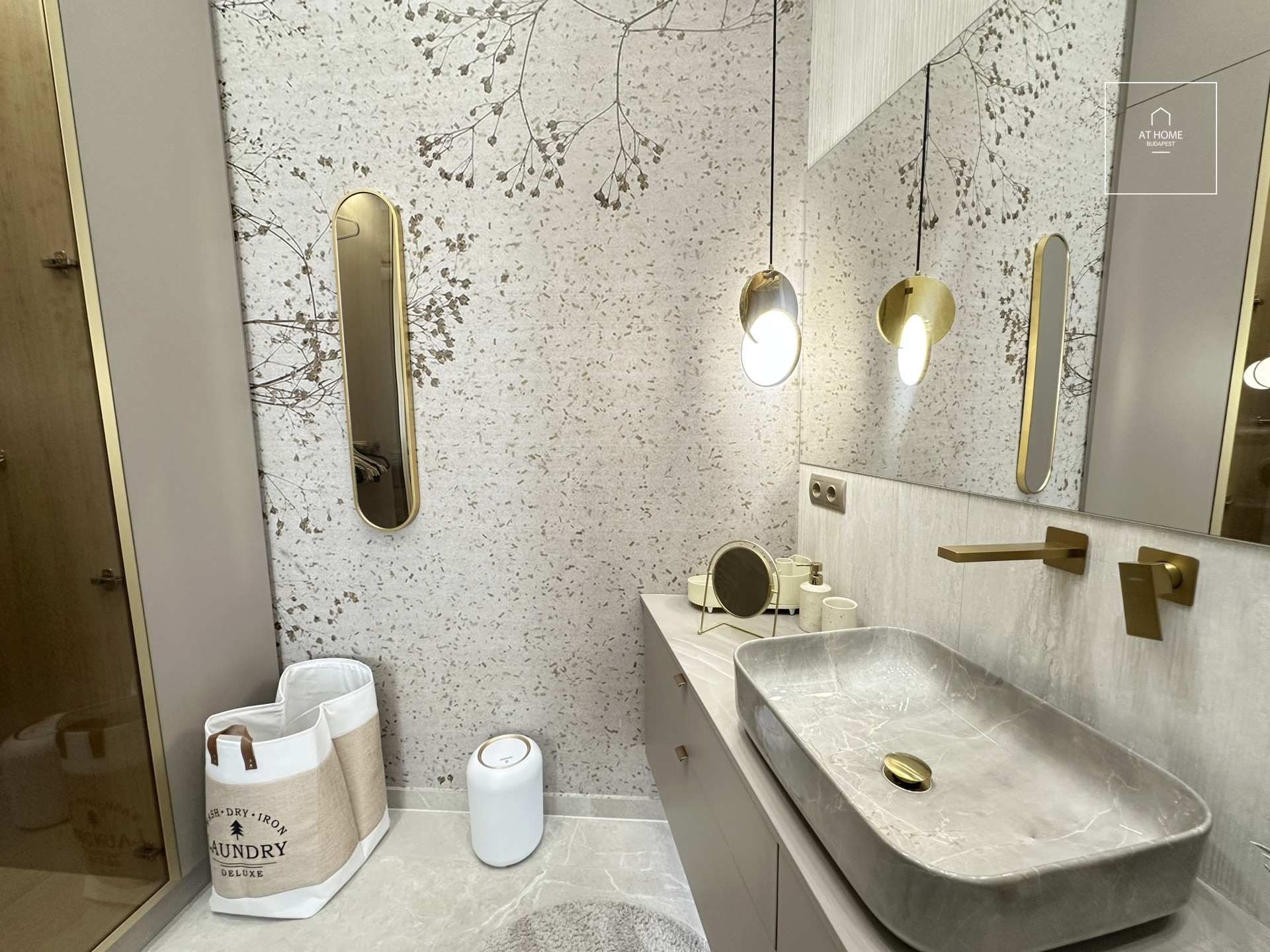 Fully furnished 112 sqm luxury apartment with 2 bedrooms in the City Center