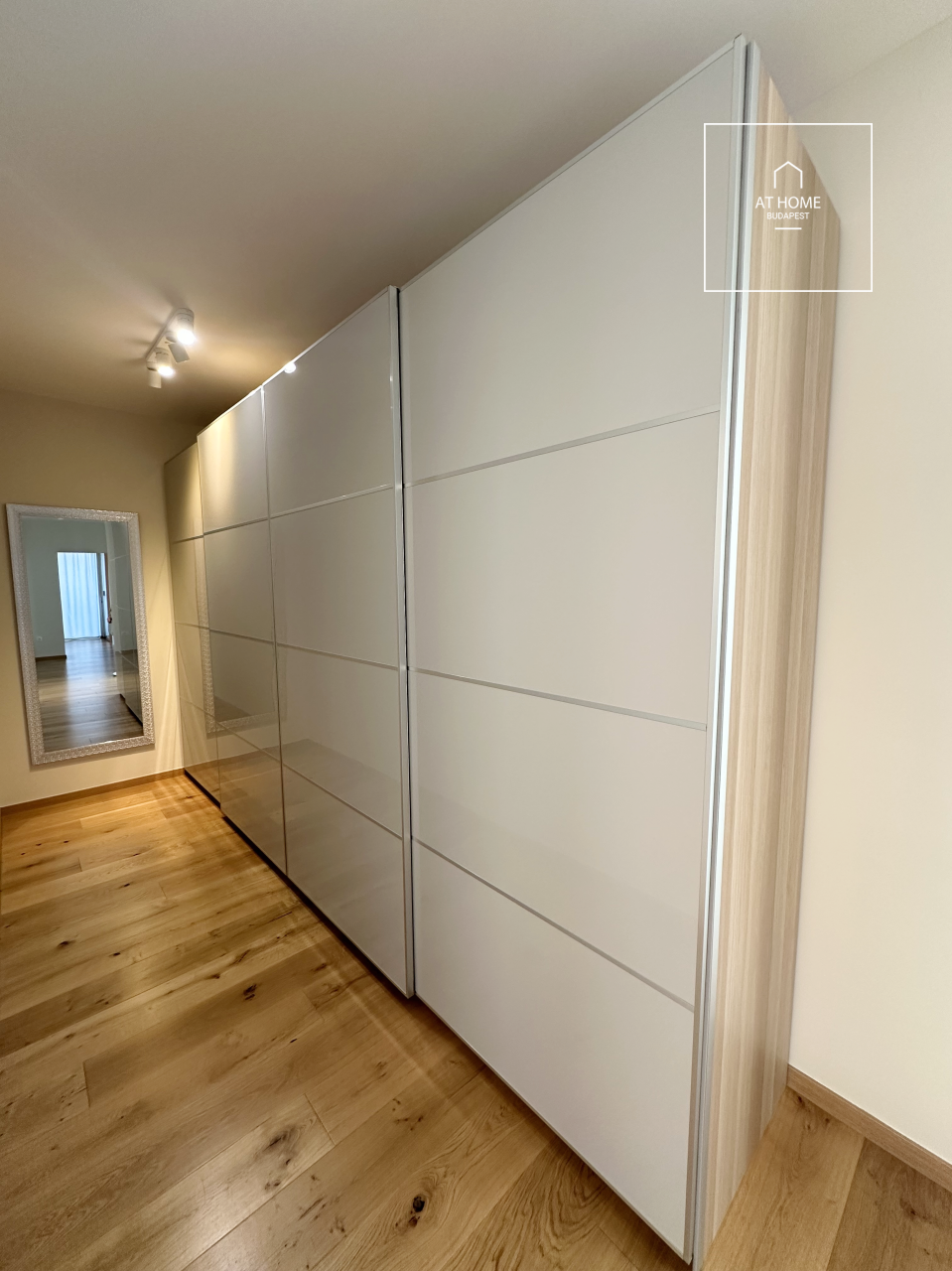 Minimalist-style 3-story family house in District III, Csúcshegy