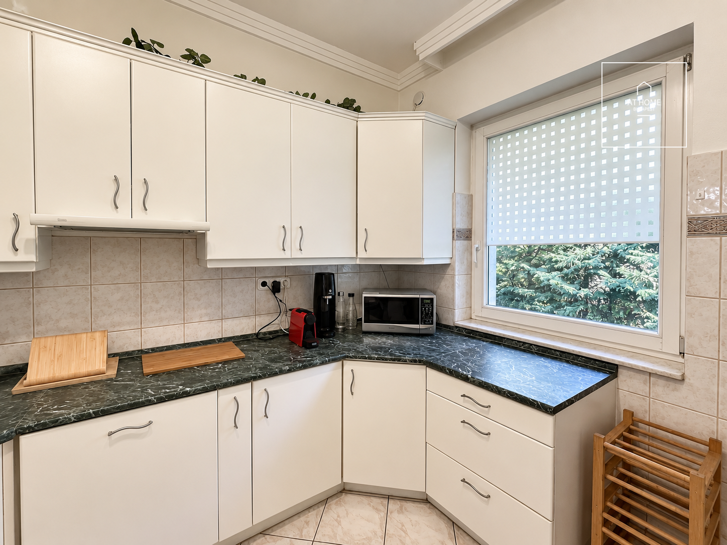Spacious Family Townhouse for Sale in a Peaceful Setting in Intenhegy, District XII
