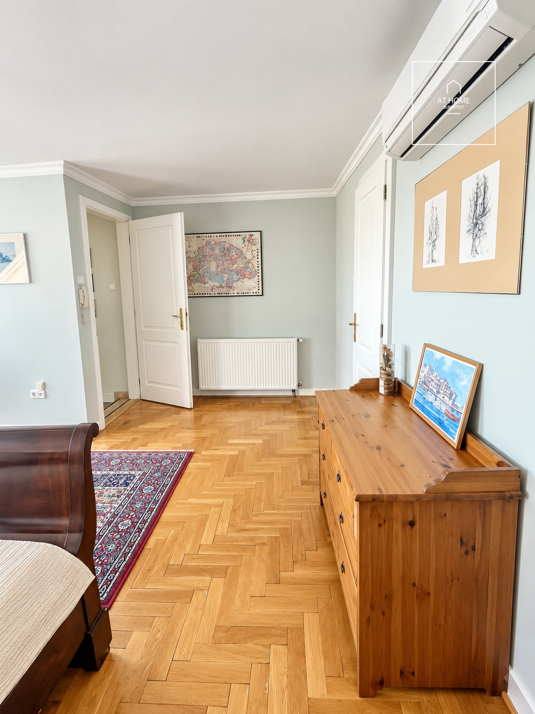 Csendes, családbarát sorházi otthon eladó a XII. kerületben, Istenhegyen