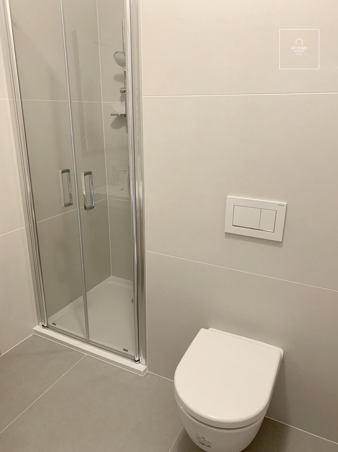 Newly built 3-bedroom apartment with garden connection for rent in Budapest II. district