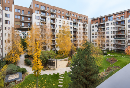 Luxury apartment with private garden in district VIII.