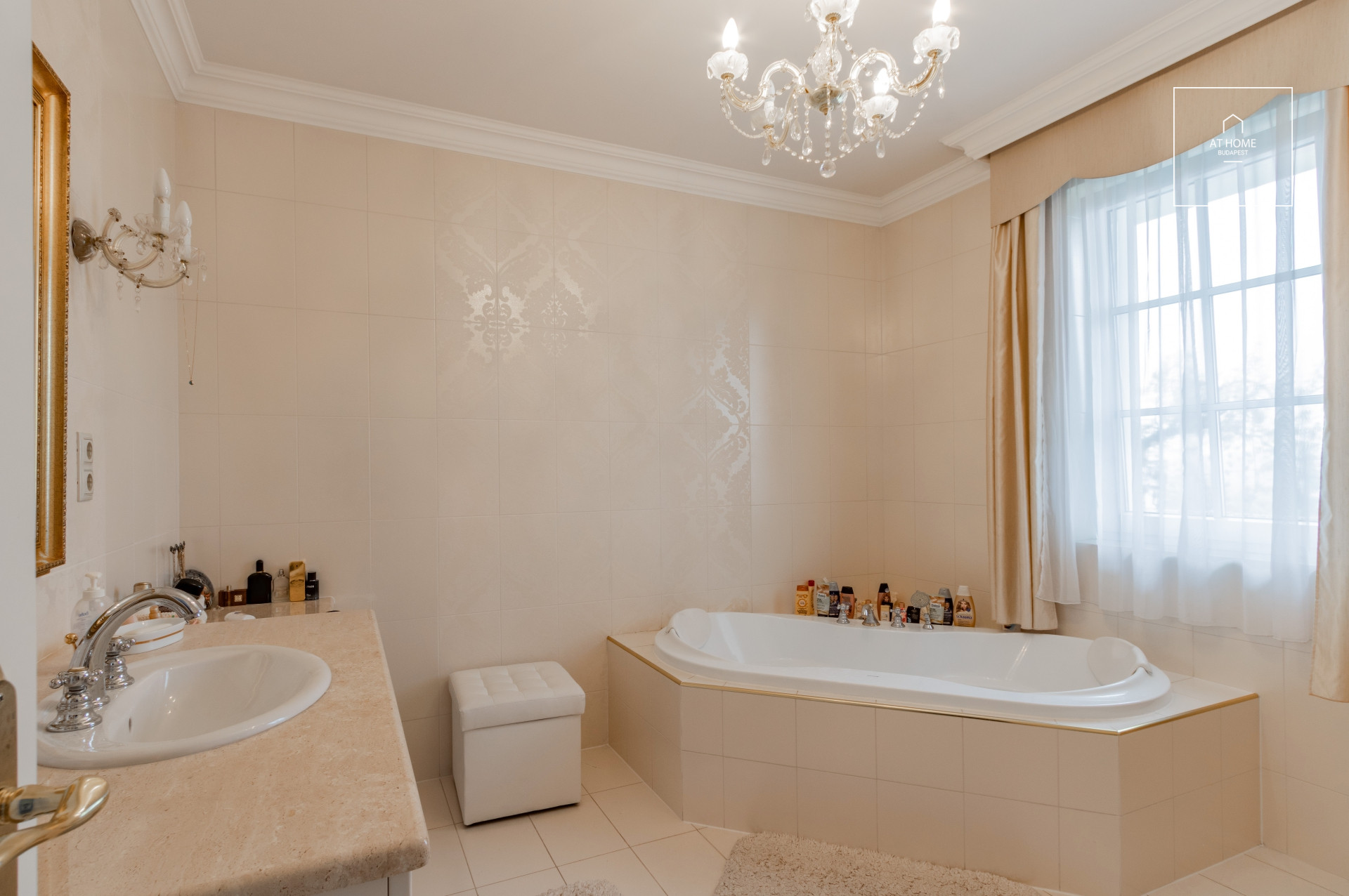 Luxury villa close to the Normafa in 12th district Budapest