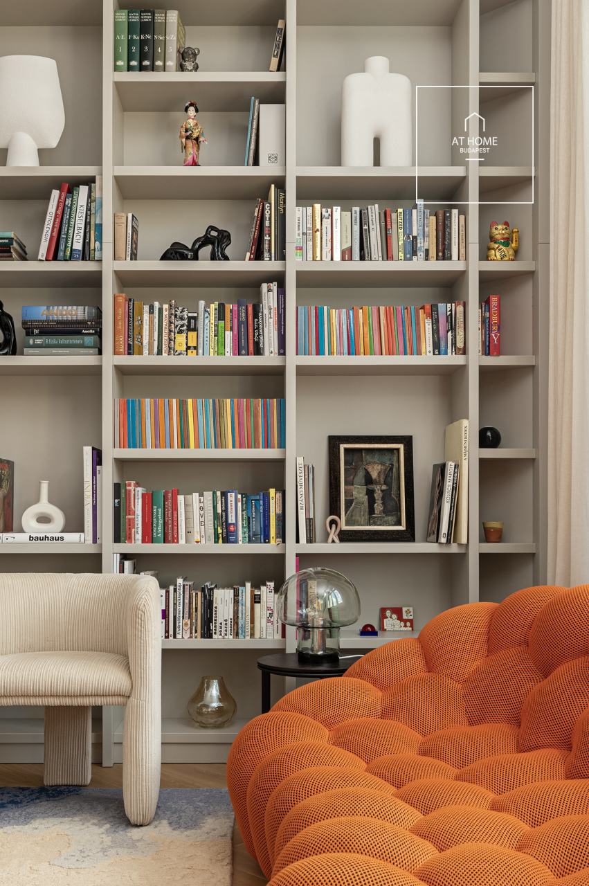 Exclusive Luxury Design 110 m² Apartment in the Castle District