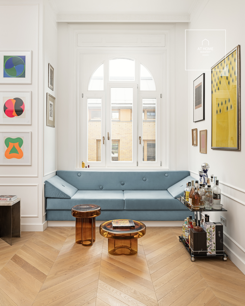 Exclusive Luxury Design 110 m² Apartment in the Castle District