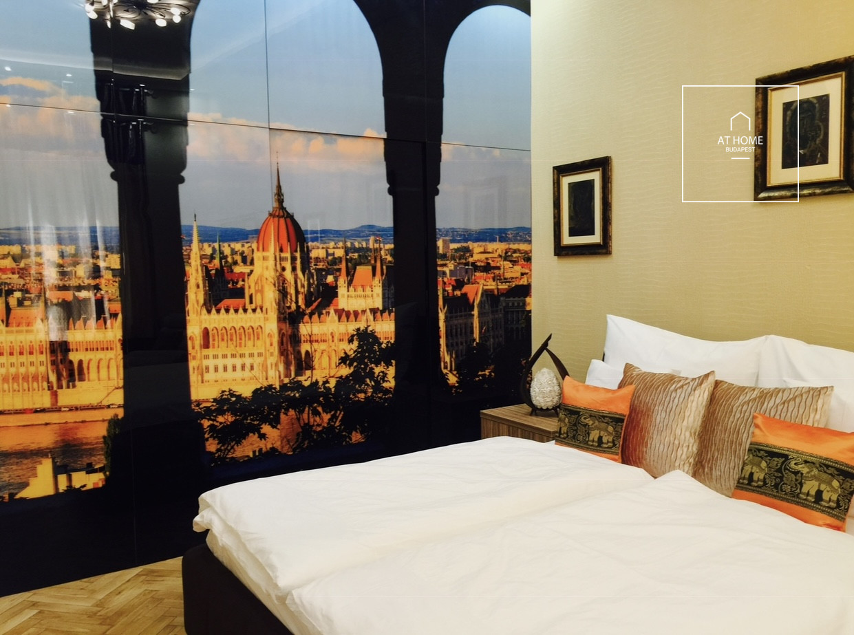 Két hálószobás lakás kiadó Budapest V. kerület, a belváros szívében