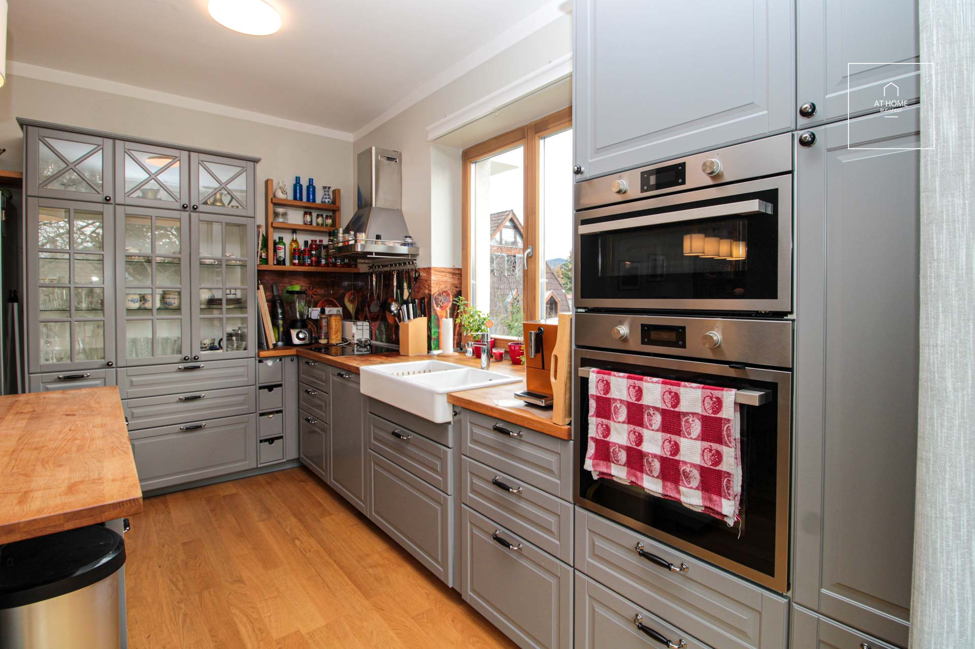 Beautiful, separated apartment, 2nd district, Széphalom
