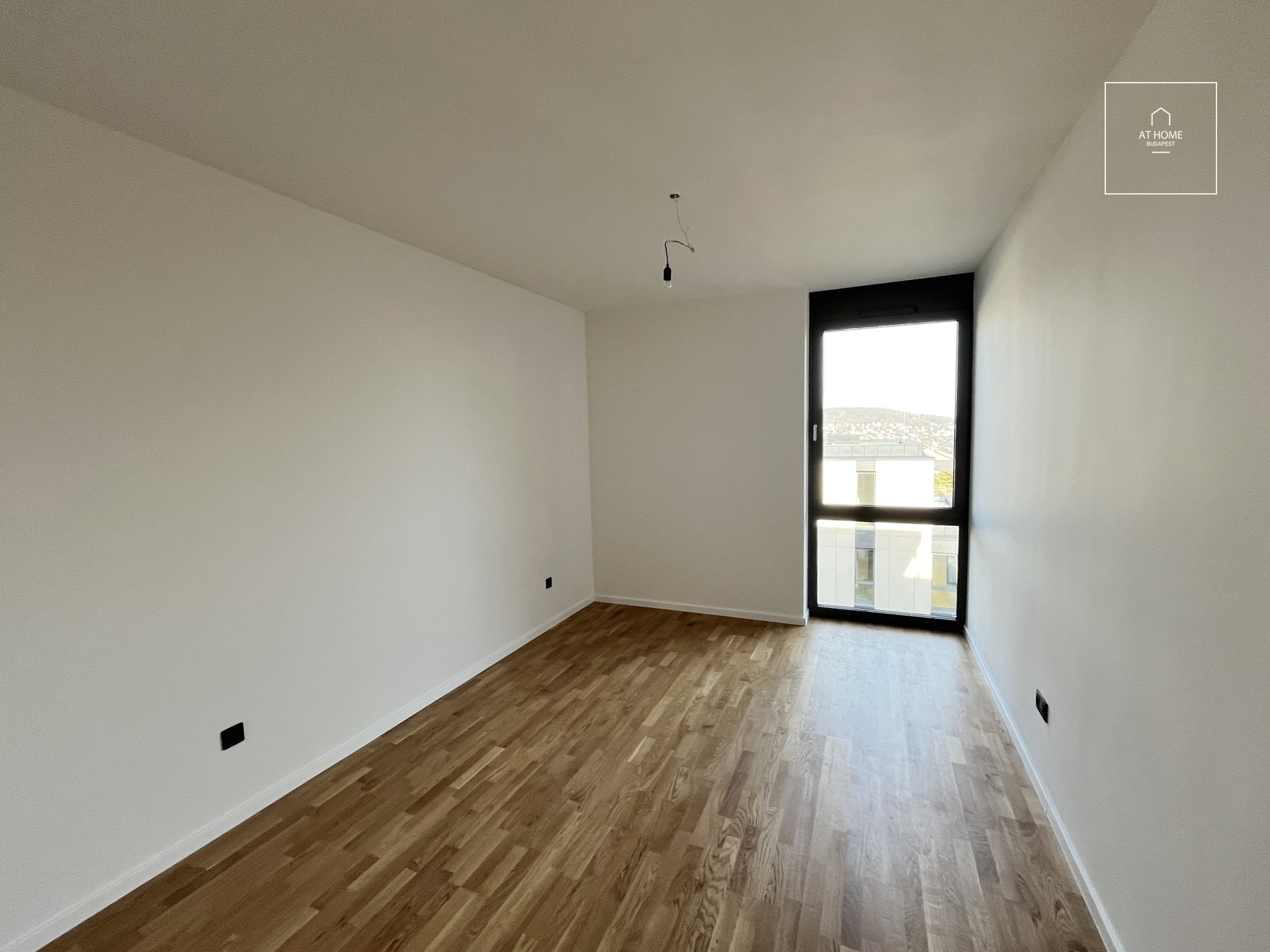 Newly built third-floor apartment with a balcony for rent  in District XII.