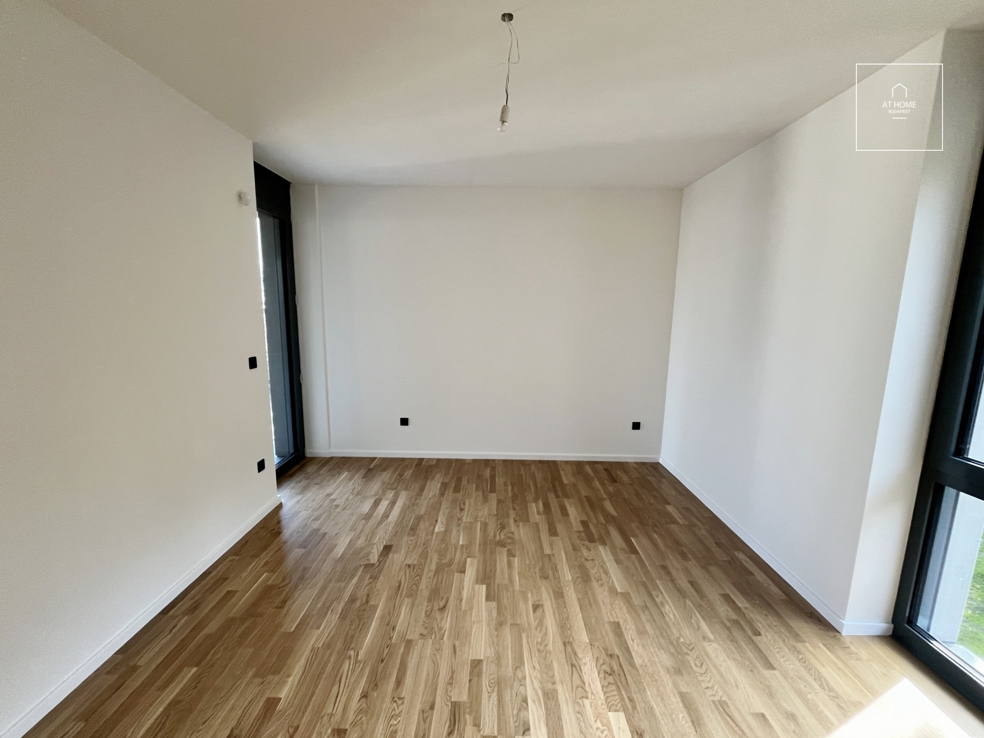 Newly built third-floor apartment with a balcony for rent  in District XII.