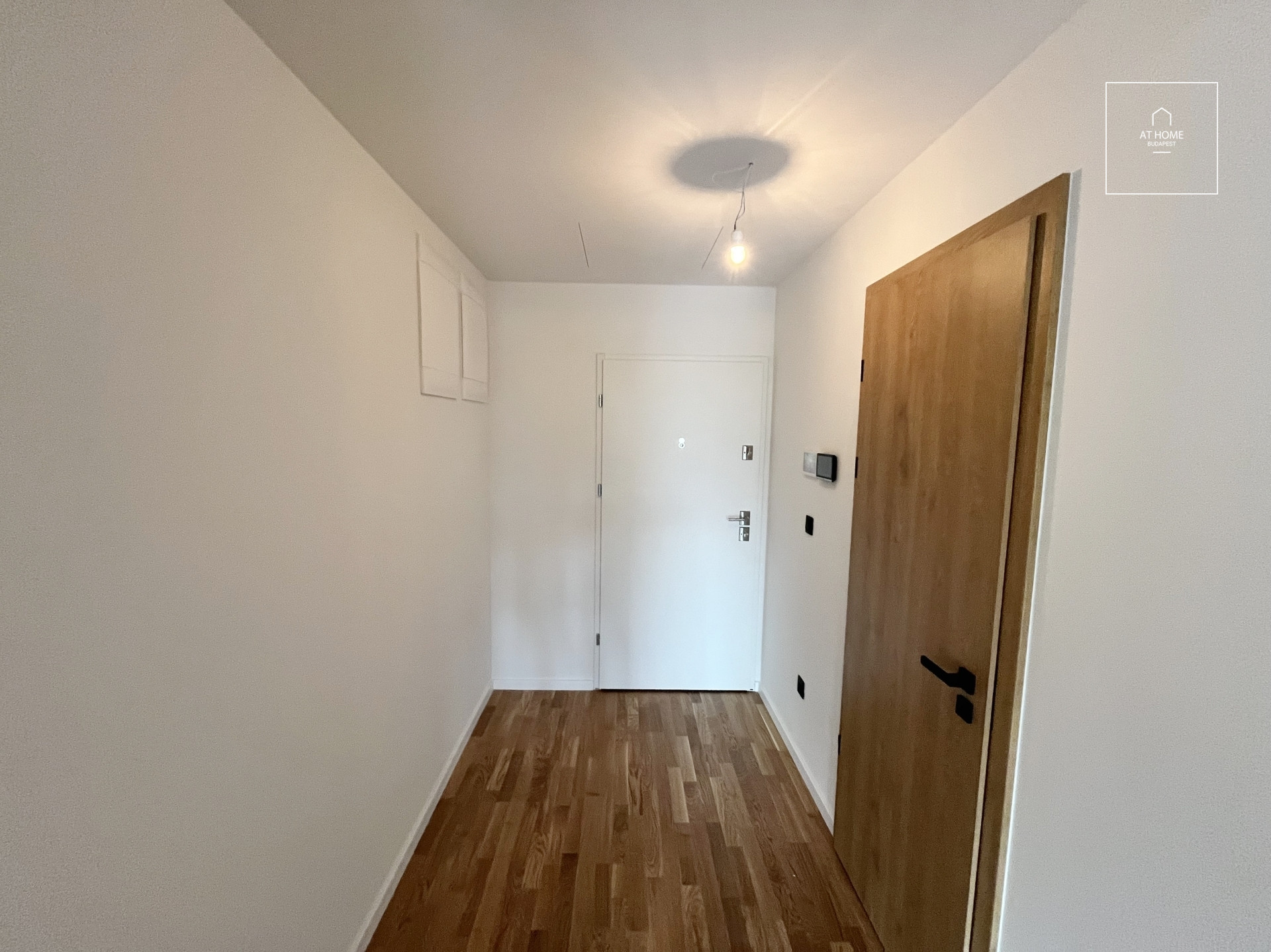Newly built third-floor apartment with a balcony for rent  in District XII.