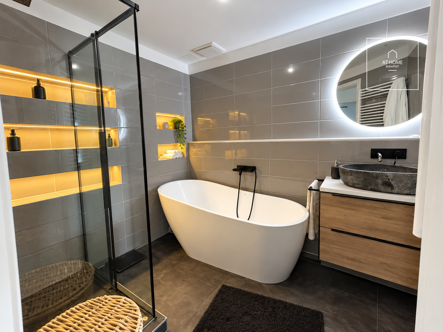 Panoramic Penthouse Apartment for Sale in Sasad, District XI.