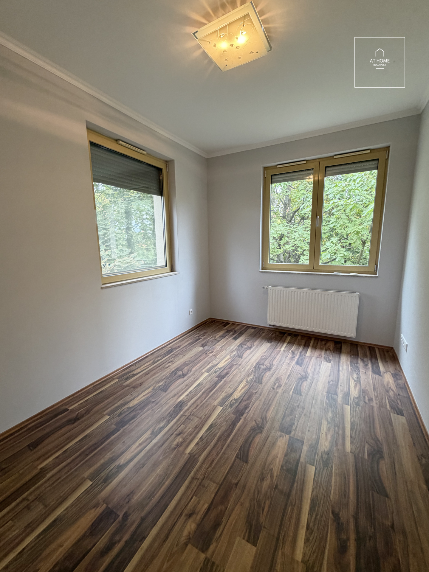 Apartment with a balcony for rent in District II