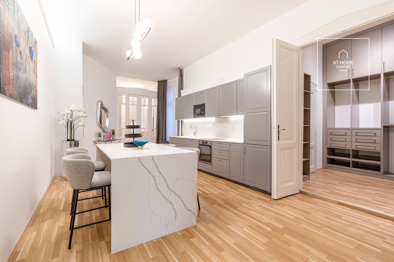 Renovated 2-Bedroom Premium Apartment in District V, Belváros