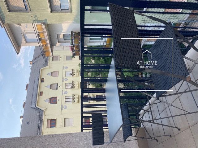 Two-bedroom renovated apartment for rent in 13th district, Lipótváros