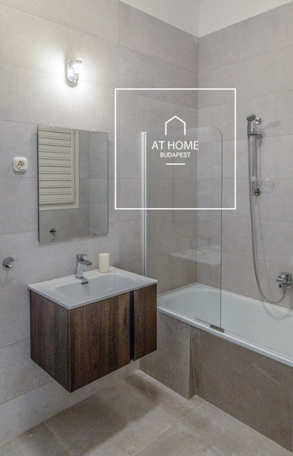 Two-bedroom renovated apartment for rent in 13th district, Lipótváros