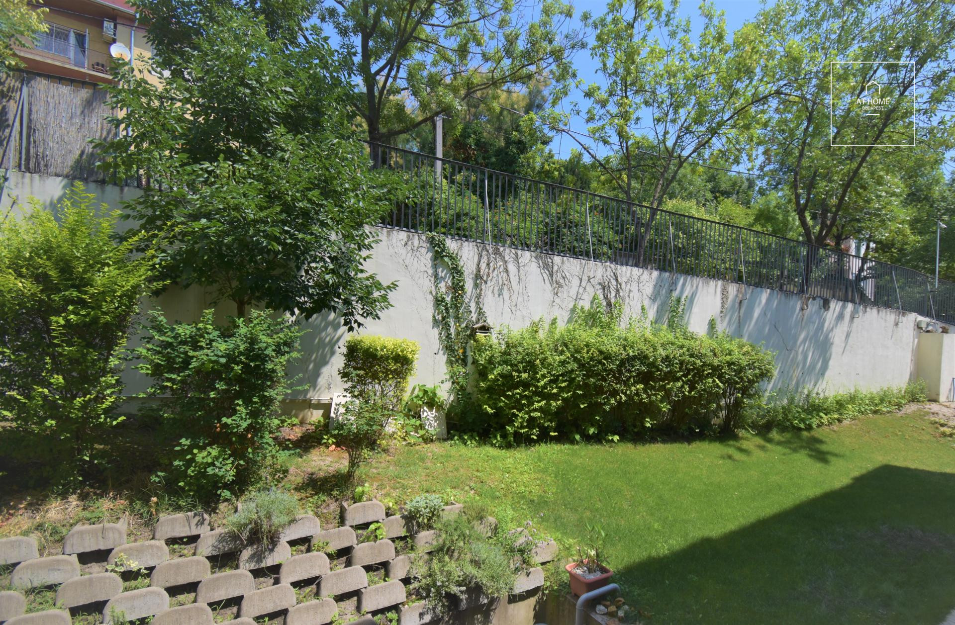Sunny apartment for rent Budapest XI. district, Gellérthegy