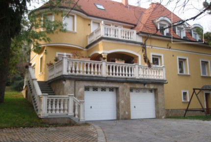 Stunning detached house for rent Budapest III. district, Testvérhegy