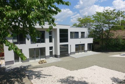 Newly-built detached house in district 2, Budapest
