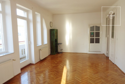 Apartment with view to the Danube in the heart of the downtown, Budapest, 5th district