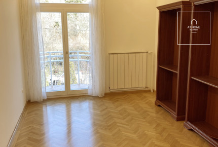 Refurbished 4-bedroom apartment in the II. district, Budapest