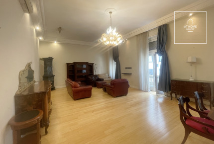 Spacious apartment in the downtown of Budapest, 5th district