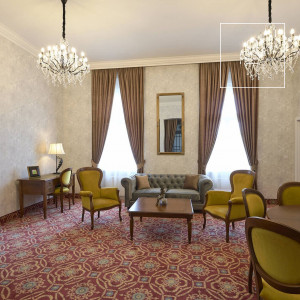 Exkluzív 150 nm-es luxus lakás Budapest elegáns neoreneszánsz palotájában a VI. kerületben
