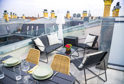 Exclusive duplex luxury apartment with rooftop terrace  in Budapest\'s most elegant Neo-Renaissance Palace in district 6