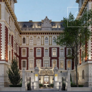 Luxus lakás Budapest elegáns neoreneszánsz palotájában a VI. kerületben