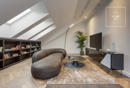 Luxury penthouse for rent in the heart of Budapest 6th district