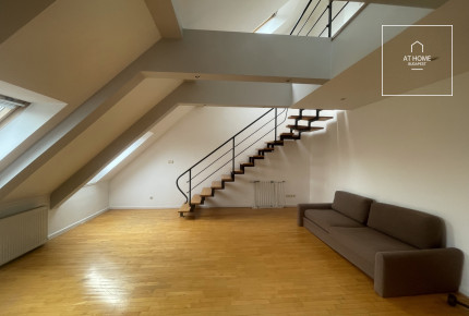 Roof apartment with a large floor area for sale, Budapest District 5, Lipótváros